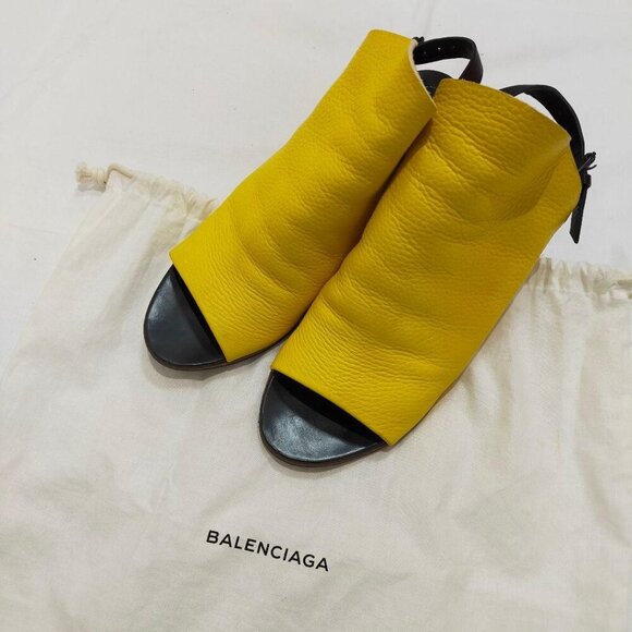 Shoes - Balenciaga Yellow & Black Leather Open-Toe Slingback Heels | Size 35 (US 5)